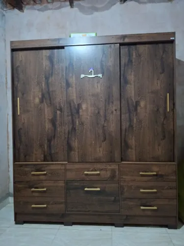 Guarda-roupa casal