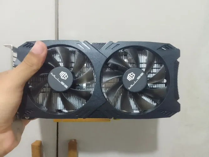 RX 5500 8GB (MENOR VALOR)