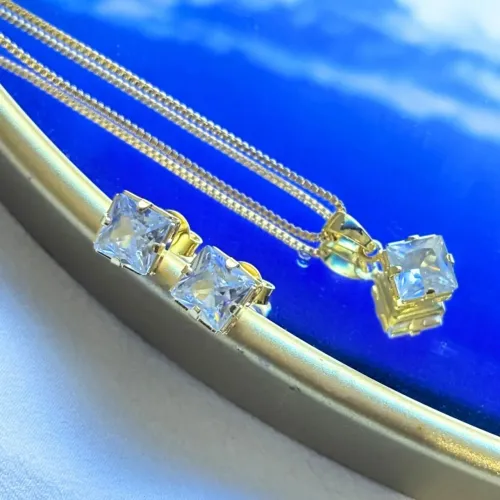 Joias Femininas Delicadas | Anéis, Brincos, Pulseiras e Colares
