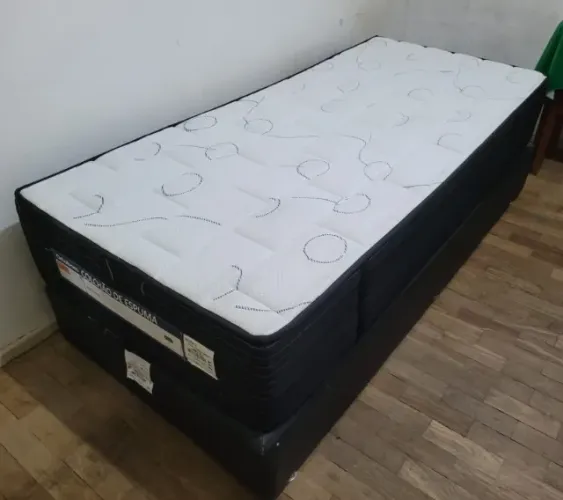 Colchão ortobom solteiro muito pouco usado excelente estado, lindíssimo