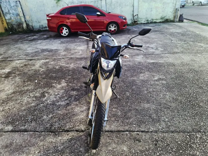 Moto Crosser XTZ 150