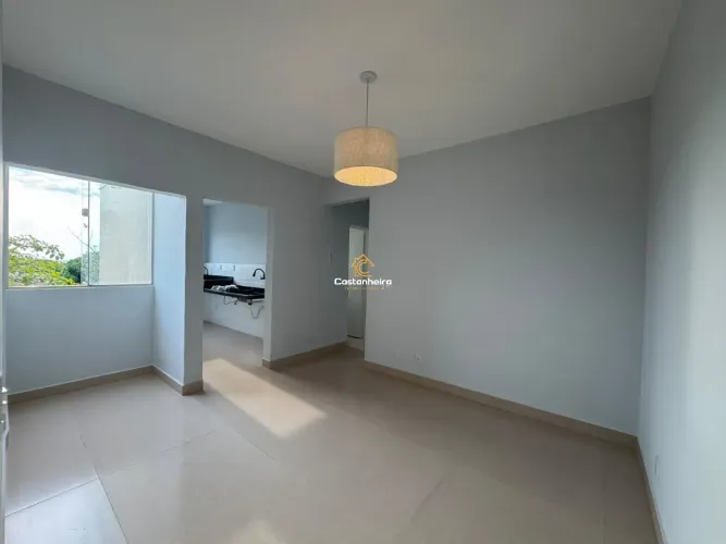 Apartamento Reformado 02 Quartos - Plano Diretor Sul