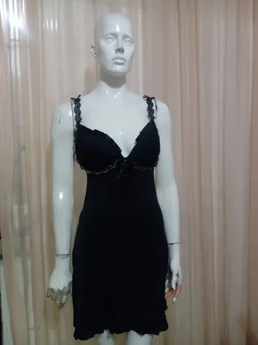Vendo esse beybidoll.Tam: G tecido macio.