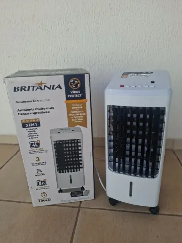 Climatizador de Ar Britânia BCL05FI 5 em 1 - Seminovo