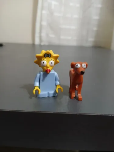 Lego Minifigure Simpsons Maggie