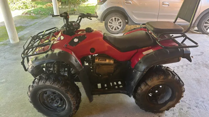 Quadriciclo Honda 4x2 ano 2008