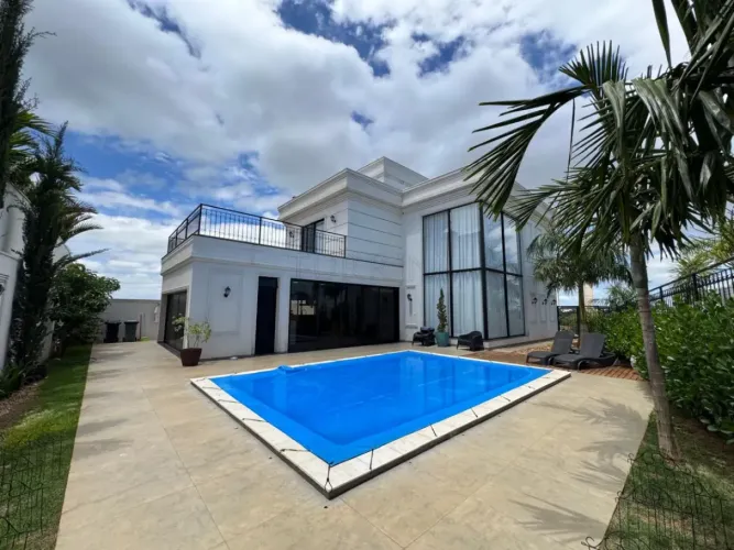 Casa a venda no condomínio Residencial Alphaville em Bauru -SP.