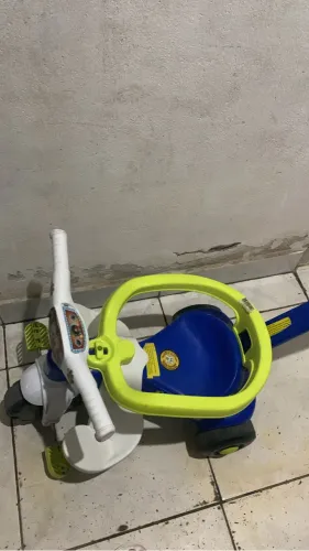 Triciclo infantil