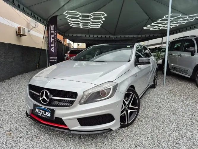 Mercedes-Benz Classe A 250 2.0 TB Sport Aut. 2014