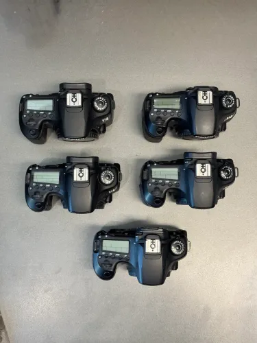 Lote de 5 câmeras DSLR Cânon 60D