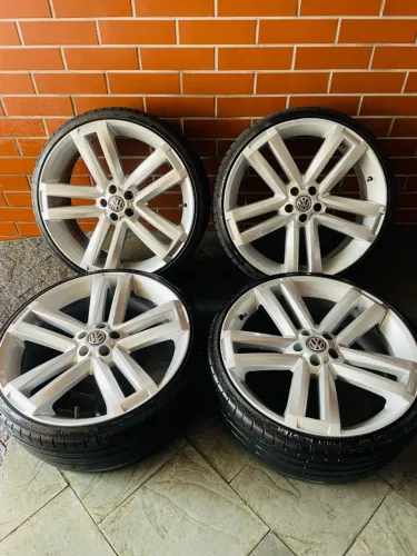 Jogo de rodas aro 20 Amarok 5x110