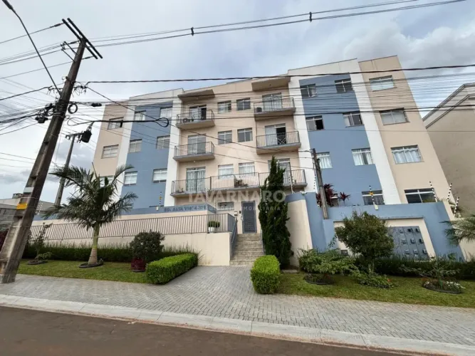 Apartamento Semimobiliado no Bairro Neves!