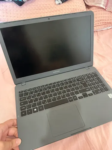 NOTEBOOK SAMSUNG PRA LEVAR LOGO!!
