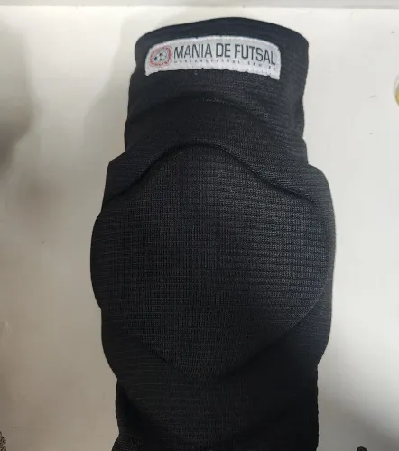 Joelheira de futsal