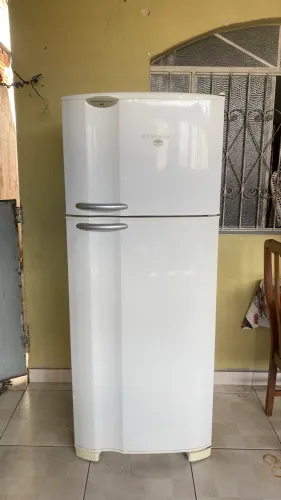 Geladeira Electrolux Frost Free 430L