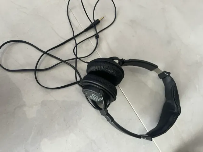 Fone de ouvido JBL