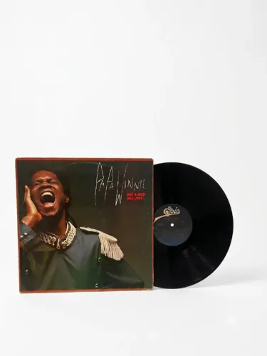 LP Papa Winnie - One Blood One Love