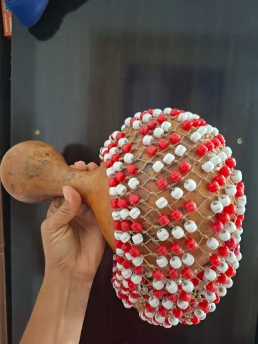 Abê artesanal feito à mão - som marcante e acabamento bonito