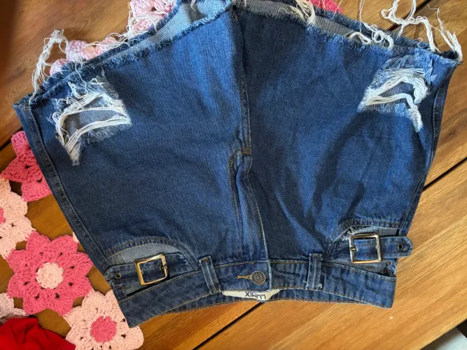 Bermudas novas femininas é shorts tamanho 44