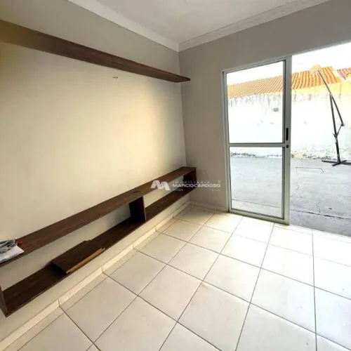 Casa com 3 dormitórios para alugar, 110 m² por R$ 2.657,00/mês - Parque da Liberdade - São