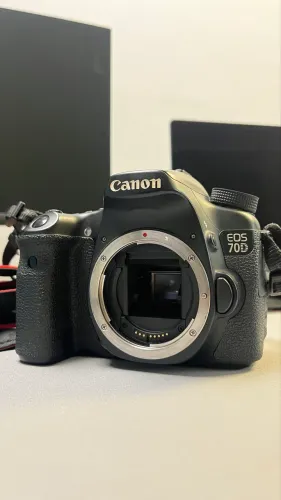 Câmera Canon 70D