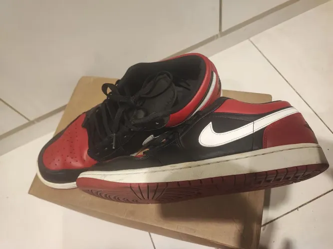 AIR JORDAN