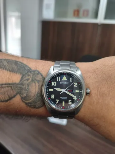 Relógio Citizen Garrison super Titanium