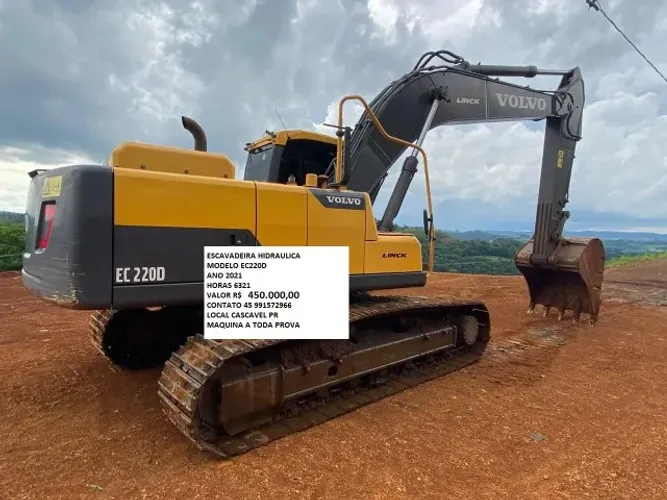 ESCAVADEIRA HIDRAULICA EC220D VOLVO