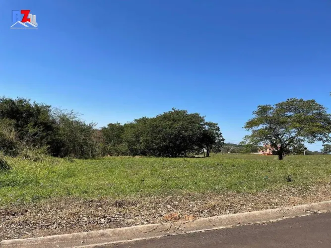 Terreno em Condomínio com lindo projeto aprovado em Residencial Haras Inga Mirim, Boituva/