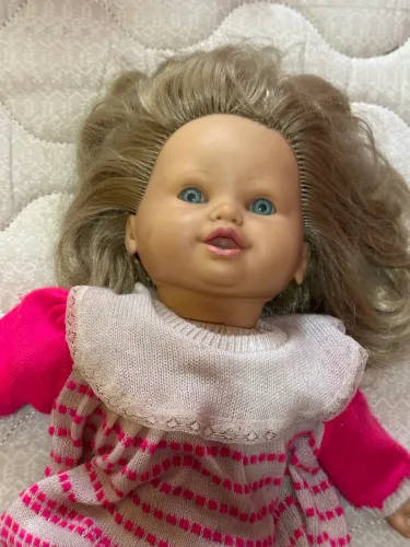 Boneca antiga Dentita anos 90