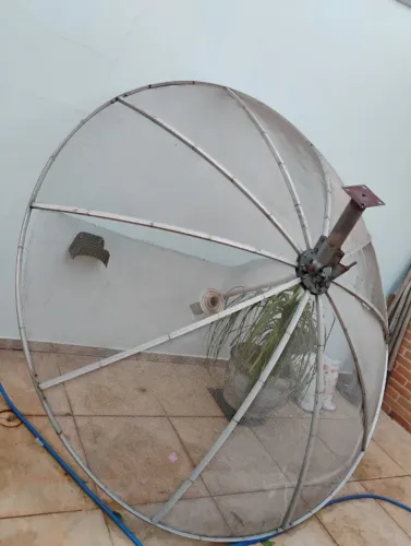 Antena parabólica ?