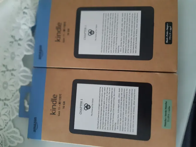 (02)Kindle 11 16gb (preto/verde),novo só foi aberto pra testar,promoção!!!