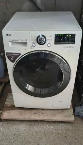 Lava e seca LG 11kg/ Com garantia
