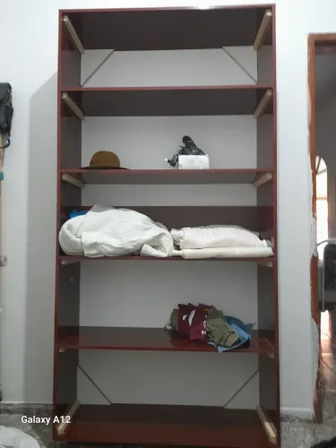 Prateleira funcional em MDF material reciclado.