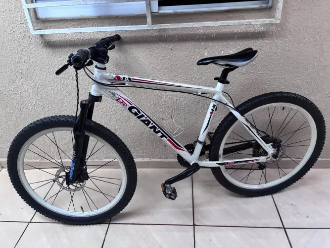 Bicicleta Giant ATX