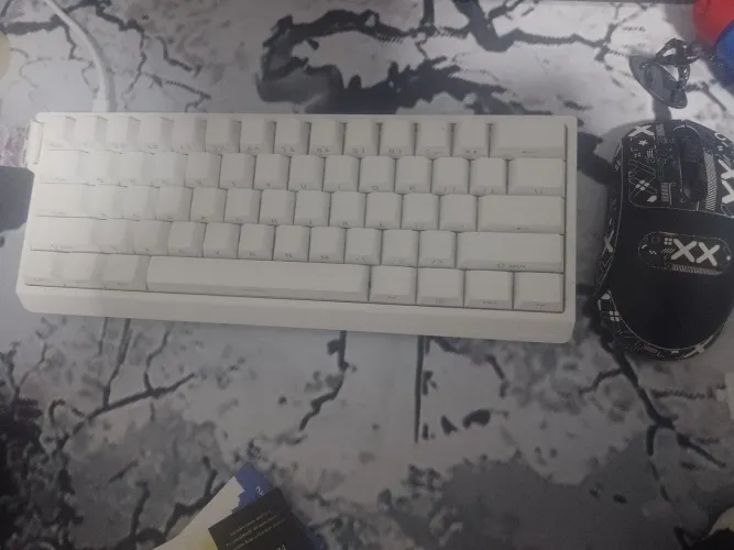 Teclado madlions 60 he RGB e mais mouse x8