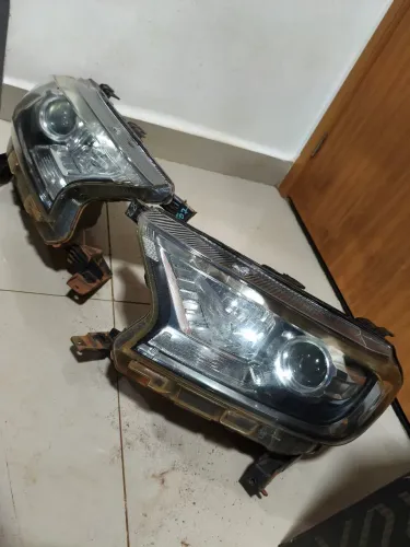 Par Farol Ford Ranger 2018 Original