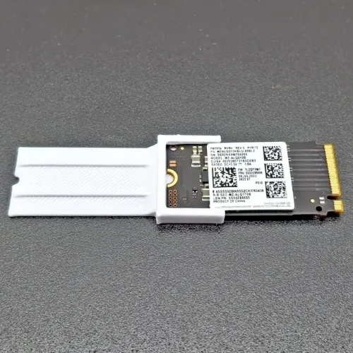 Vendo um SSD 512GB NVMe M.2 2242 Samsung (com adaptador para tamanho 2280)