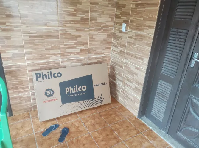 Tv para retirada de peças