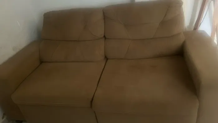 Sofá em estado bom