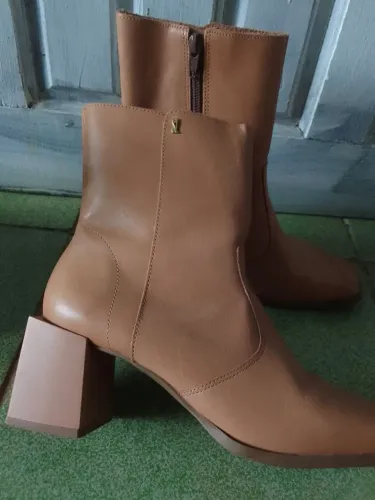 Bota