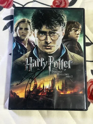 DVD Harry Potter Relíquias da Morte 2 Autografado Daniel Radcliffe