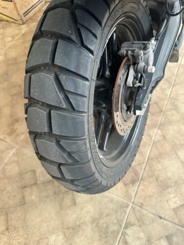 Tiger XRX 2018 toda revisada com pneus novos ipva 2026 pago.