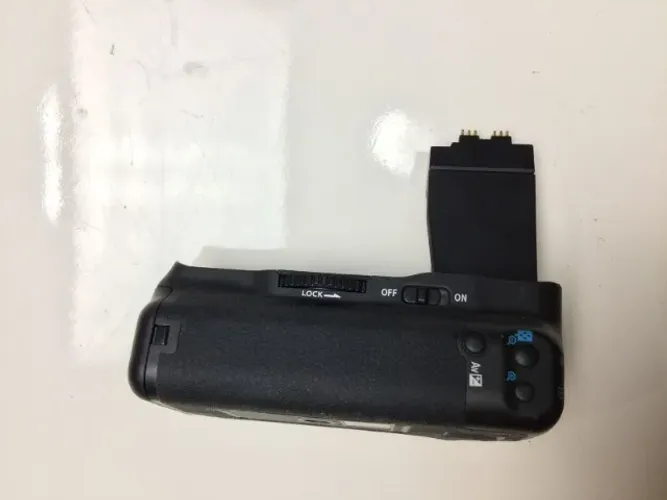 BATTERY GRIP APUTURE - BP-E8 PARA CÂMERAS FOTOGRÁFICAS