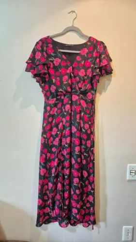 Vestido florido M da Renner A-collection