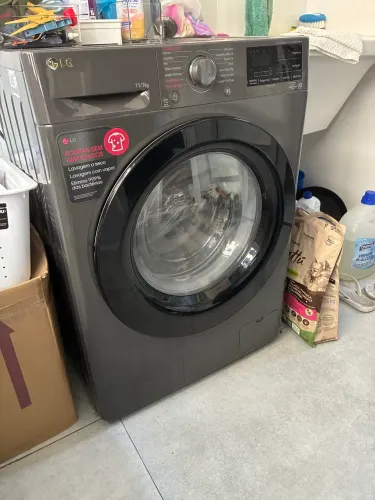 Lava e Seca LG 11kg/7kg Titanium Inverter Direct Drive