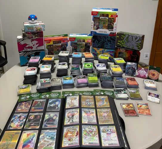 Mega Coleção de Pokémon TCG + 4.000 cartas