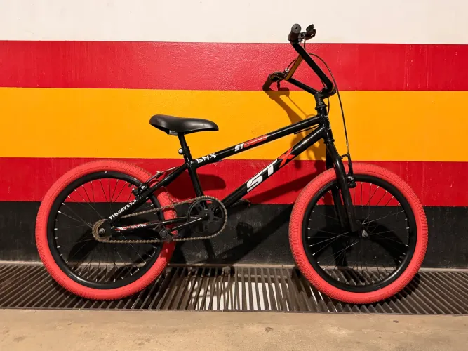 Bicicleta Aro 20 BMX STX Semi Nova Pneu Azul V-Brake Excelente Estado