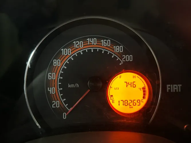Fiat Fiorino Furgão EVO 1.4 Flex 8V 2P 2015