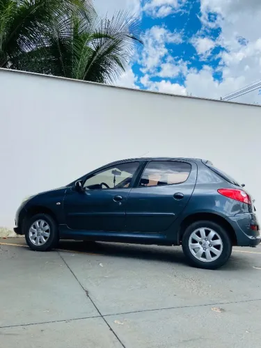 Peugeot 207 XR Sport 1.4 Flex 8V 3P 2010